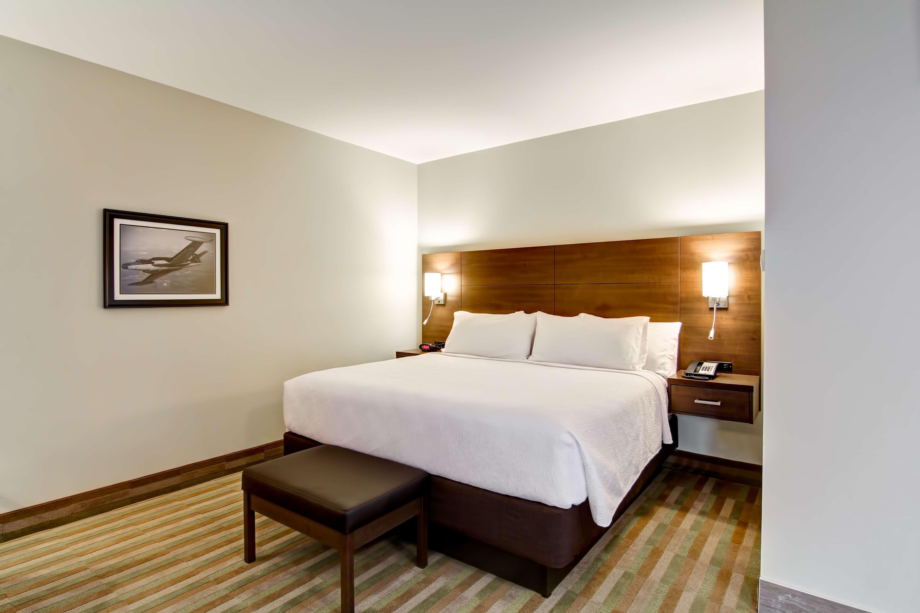 Best Western London Airport Inn & Suites Zewnętrze zdjęcie