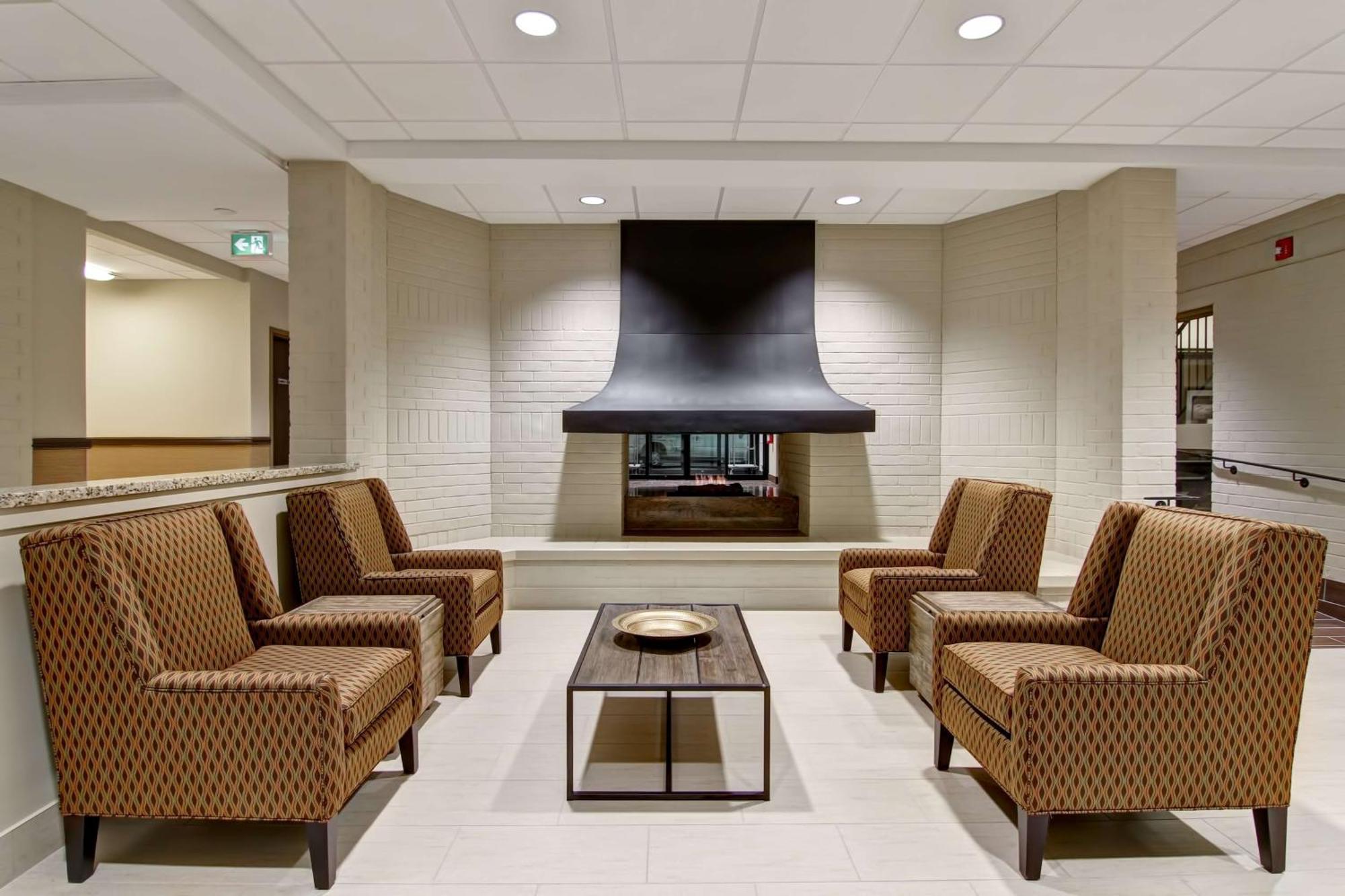 Best Western London Airport Inn & Suites Zewnętrze zdjęcie