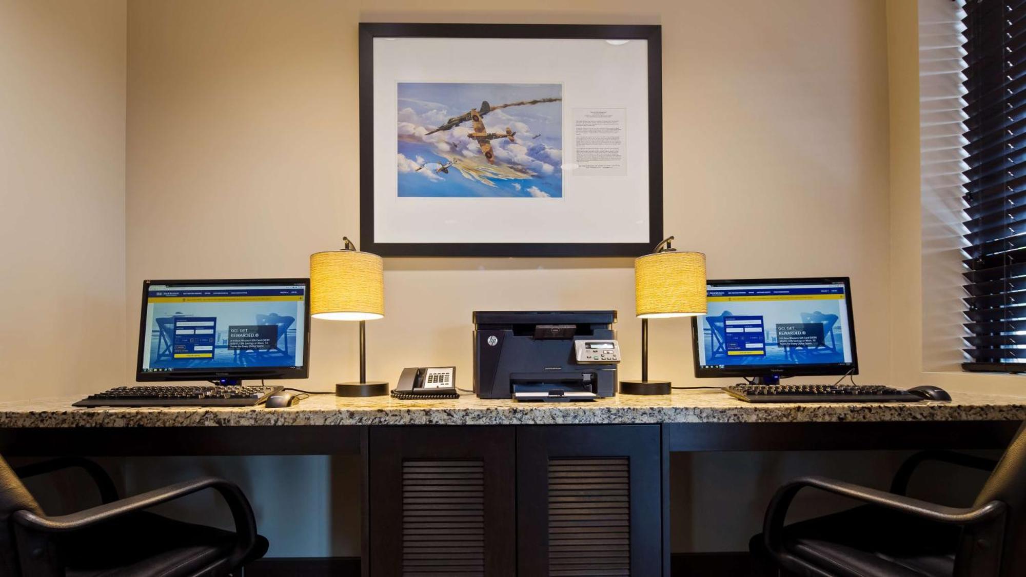 Best Western London Airport Inn & Suites Zewnętrze zdjęcie